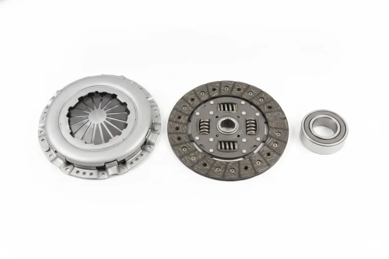 4WD clutch kit with pressure plate, clutch disc and release bearing